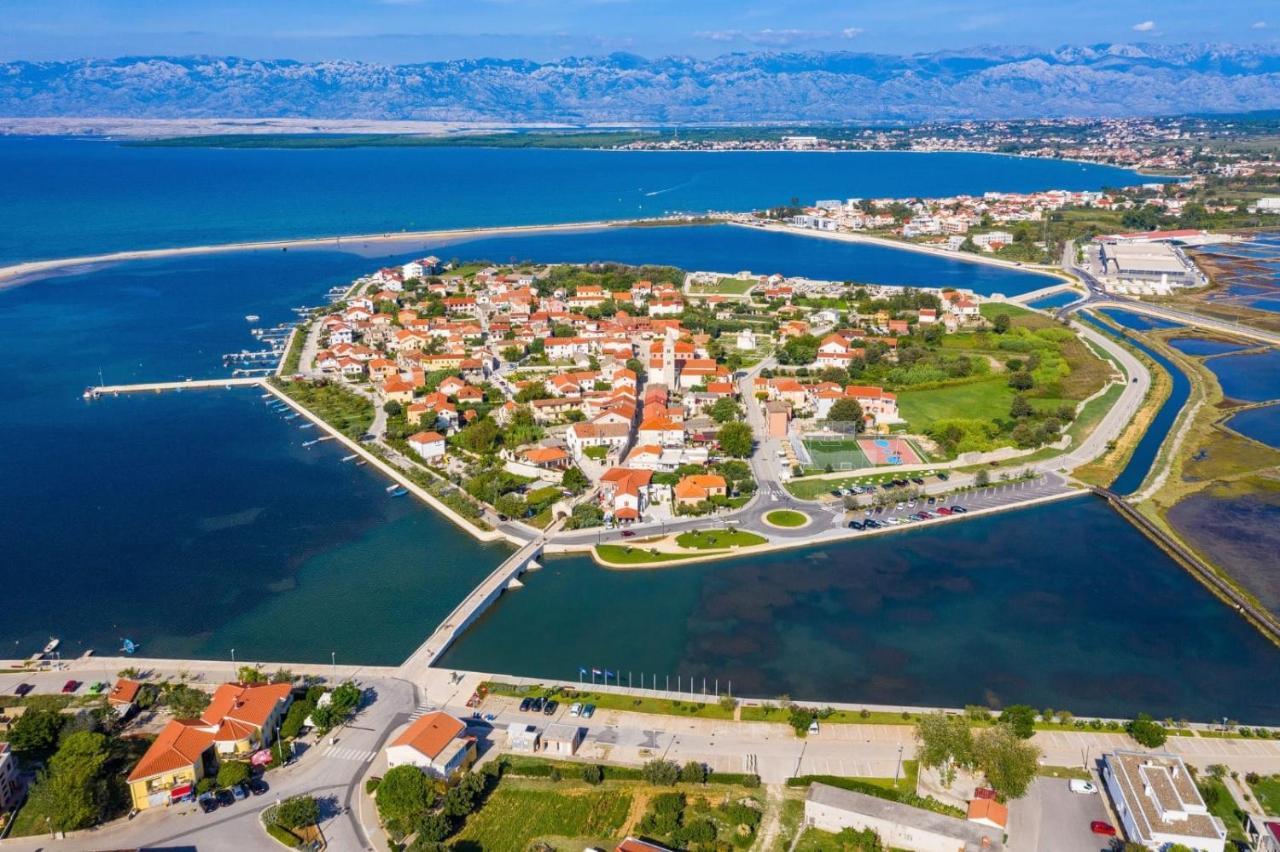 Apartments With A Parking Space Nin, Zadar - 10414 Exterior foto
